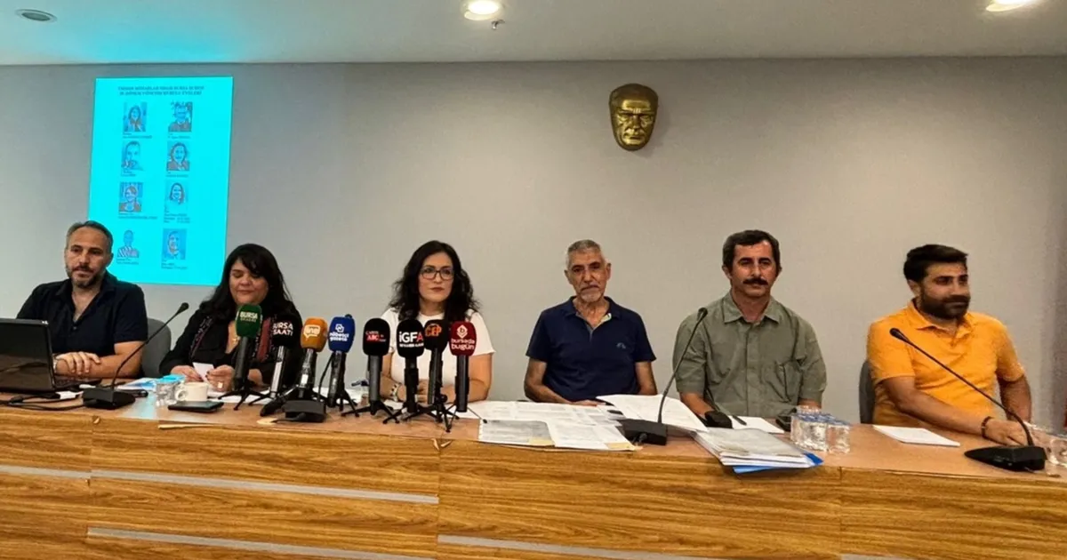 Bursalı mimarlardan itibar suikastine tepki!