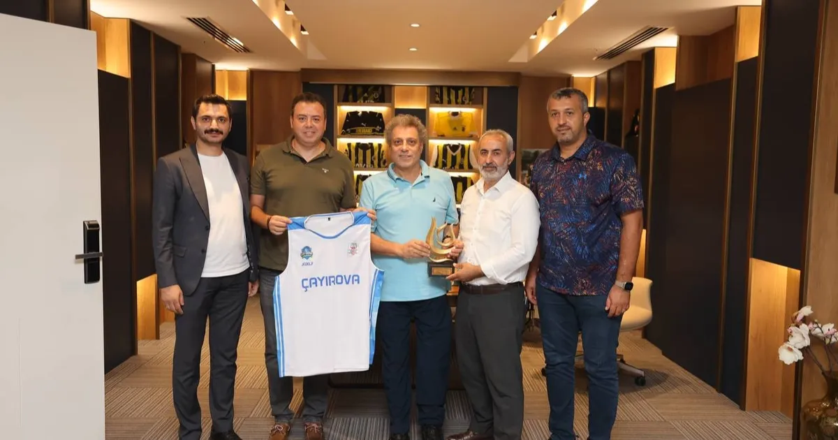 Çayırova Belediyesi Basketbol'un sağlık sponsoru değişmedi
