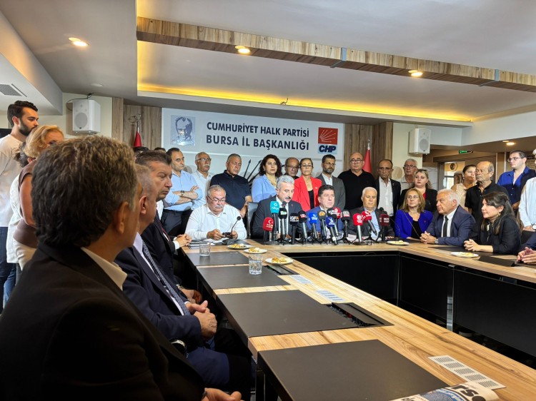 CHP Bursa'dan hukuk dışı müdahalelere tepki!