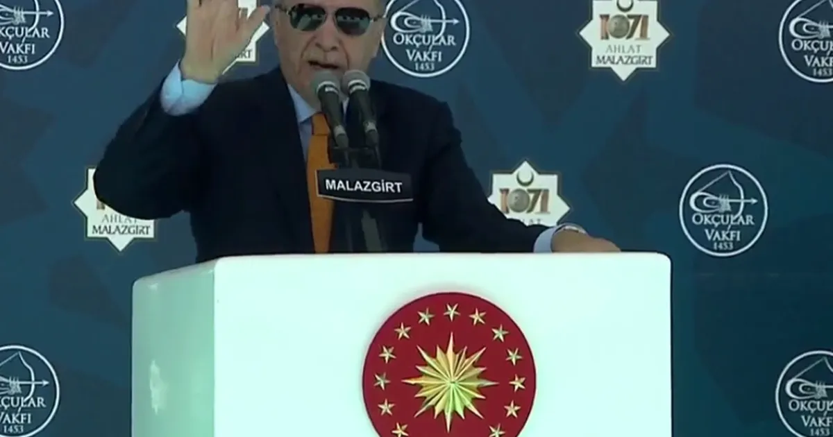 Cumhurbaşkanı Erdoğan Malazgirt'te (CANLI)