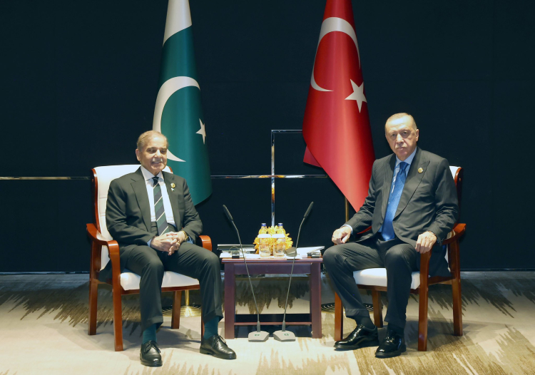 Cumhurbaşkanı Erdoğan'dan Çin'de yoğun diplomasi trafiği