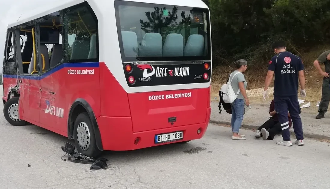 Düzce’de kamyon ile belediyeye