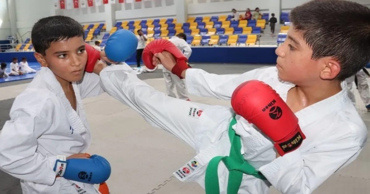 Geleceğin sporcuları Büyükşehir’le yetişiyor