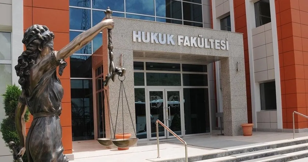 Hukuk fakültelerinde baraj değişti