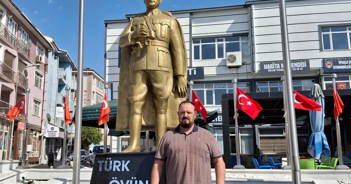 İpsala’nın gururu Mustafa Meriç, Kel Aliço Güreşleri’nde ağa adayı