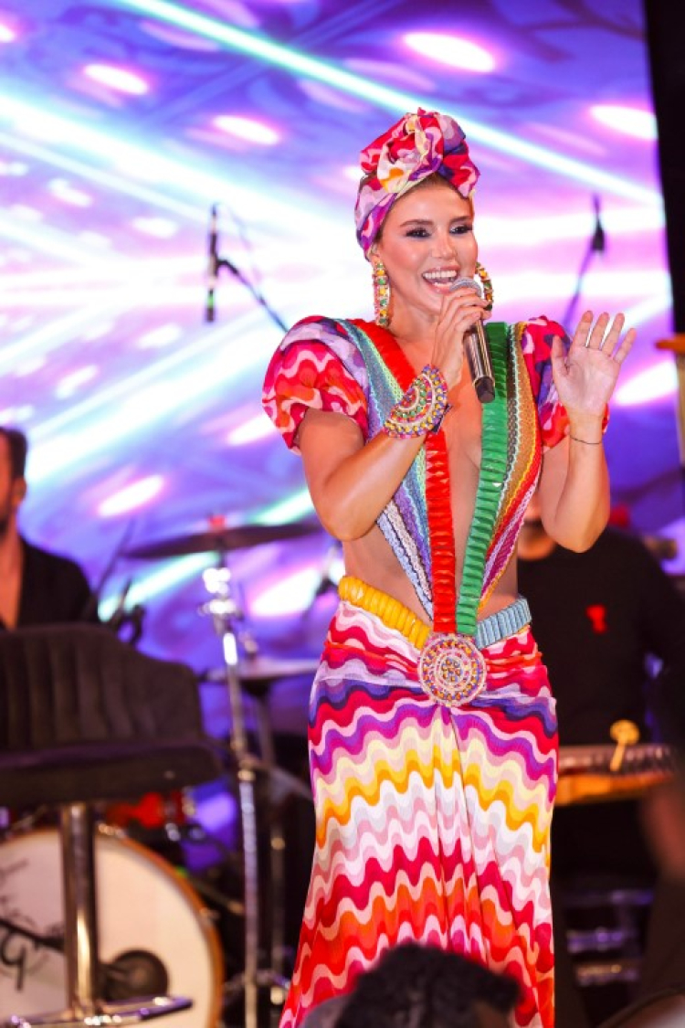 İspanyol Carmen’i Gülben Ergen
