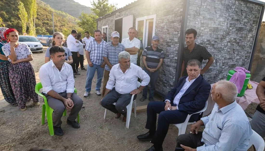 İzmir Büyükşehir Belediye Başkanı