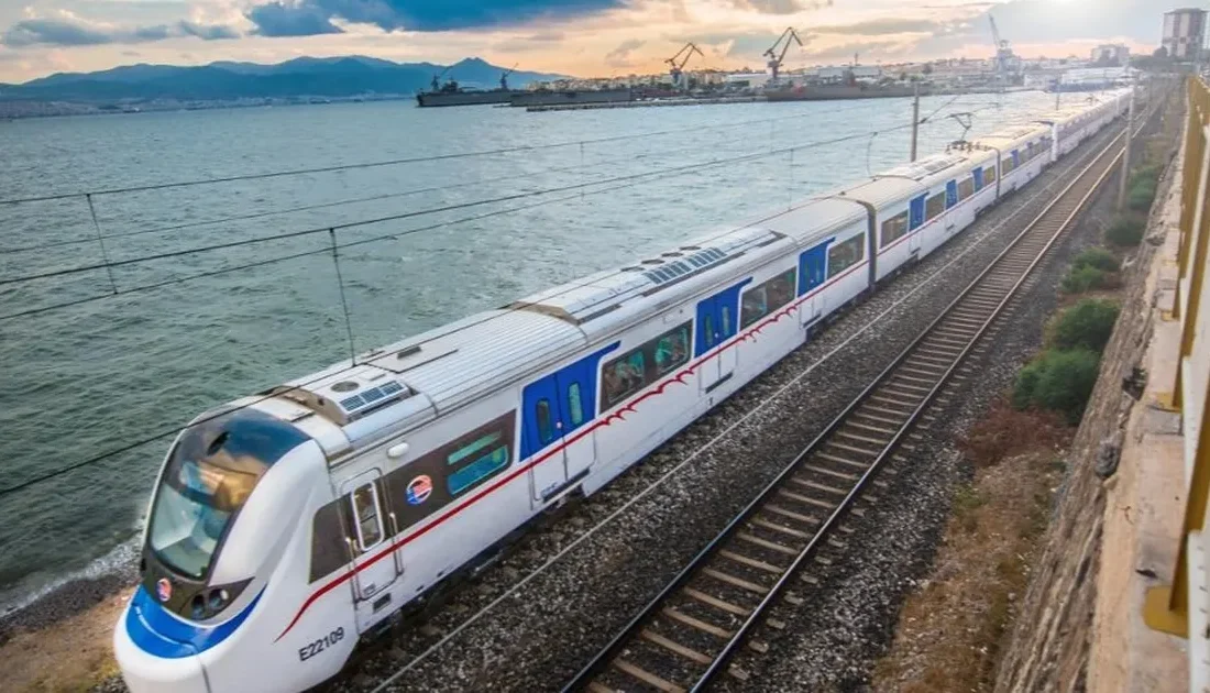 İzmir Büyükşehir Belediyesi, İzmir
