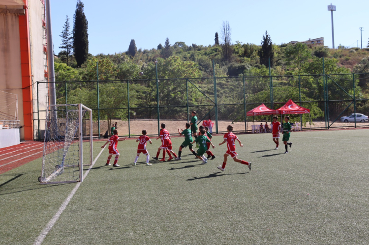 İzmit’te 30 Ağustos'a özel futbol coşkusu
