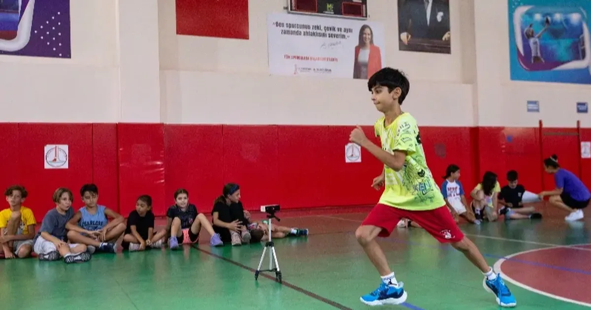 Karşıyaka’da örnek hizmet: Sportif yetenekler keşfediliyor