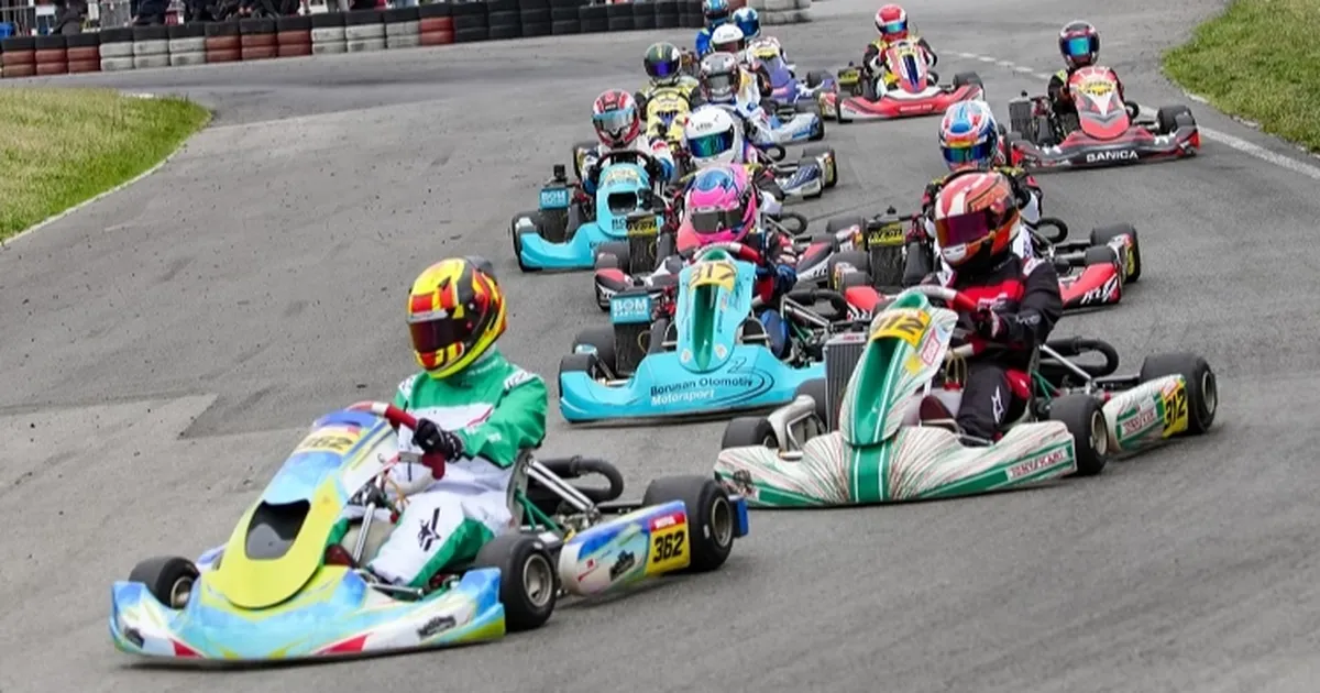 Karting heyecanı Tuzla’da sürüyor