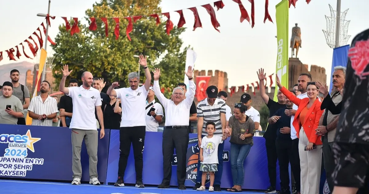 Kayseri Büyükşehir'den Uluslararası Basketbol Turnuvası