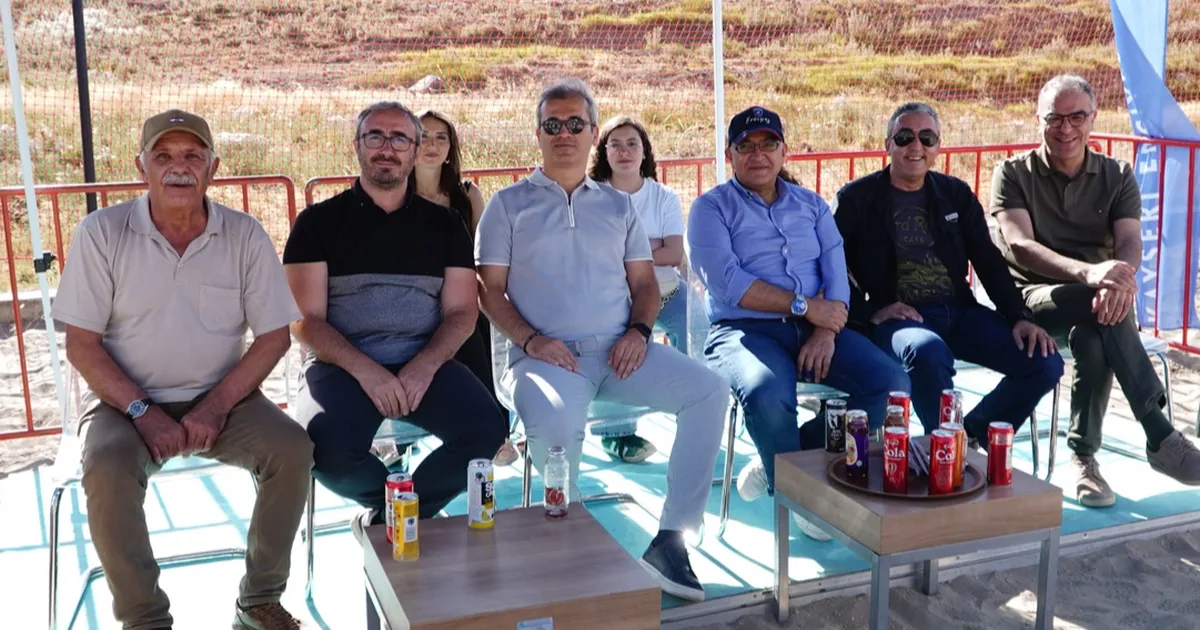 Kayseri'de En Havalı Plaj Voleybol Turnuvası tamamlandı