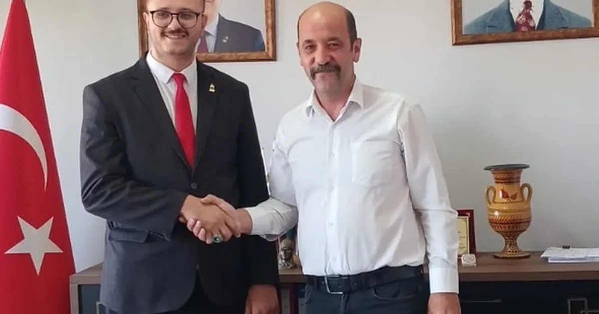 Kayserili iş insanı Hasan Çakmak Zafer Partisi'nde