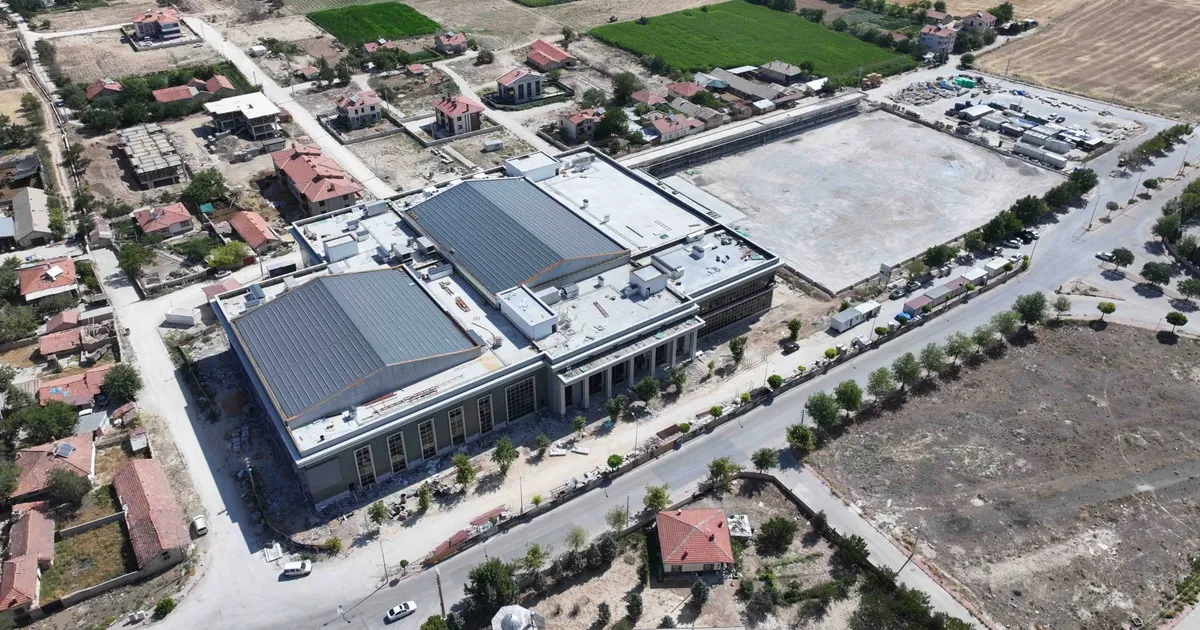 Konya Karatay'da bu tesis 16 branşta spor imkanı sunacak
