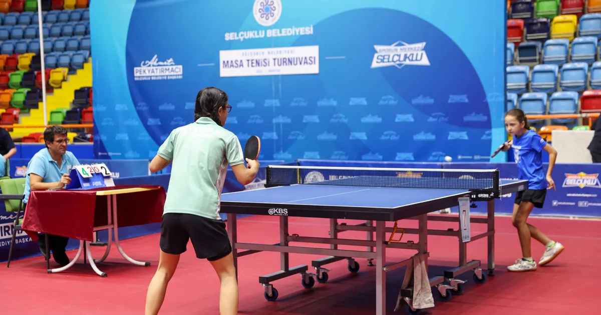 Konya Selçuklu'da masa tenisi heyecanı