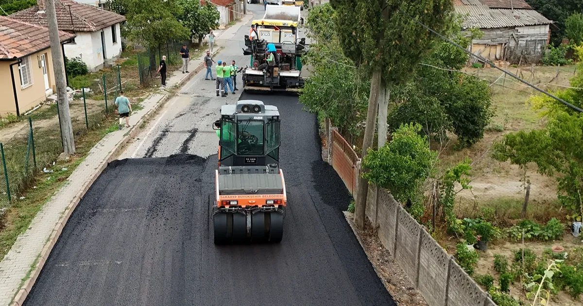 Sakarya Büyükşehir’den kırsala ulaşım atağı