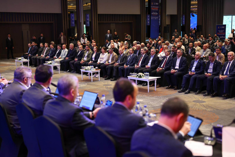 Sakarya yerel yönetimler zirvesine ev sahipliği yaptı