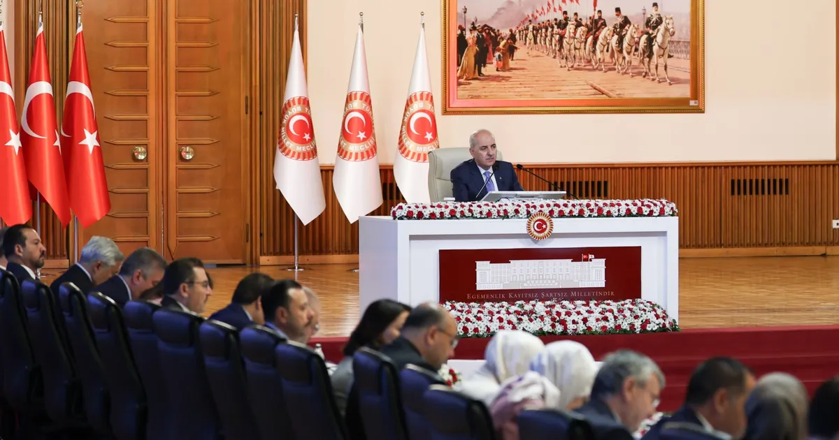 TBMM'de tarihi buluşma... Eski meclis başkanları o komisyonda