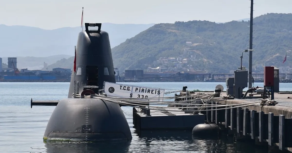 TCG Pirireis ilk kez Karadeniz görevinde