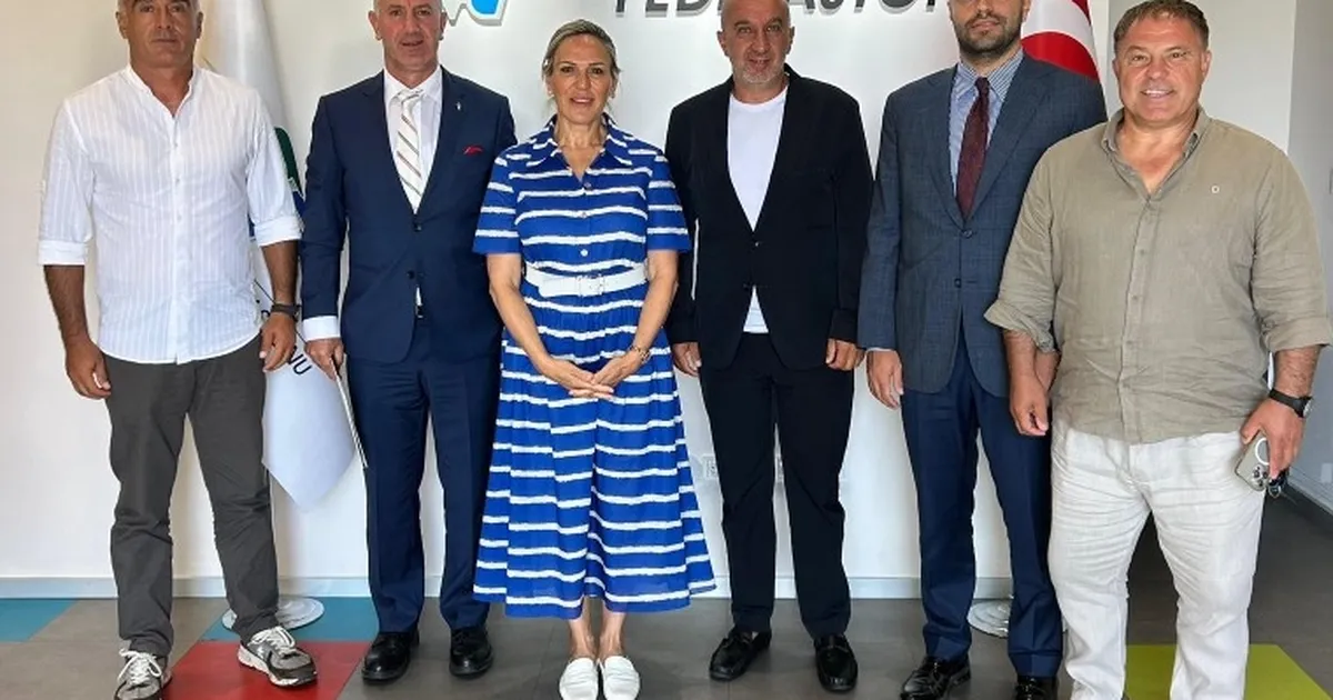 Tenis Kulüpleri Birliği yönetimi TTF Başkanı ile görüştü