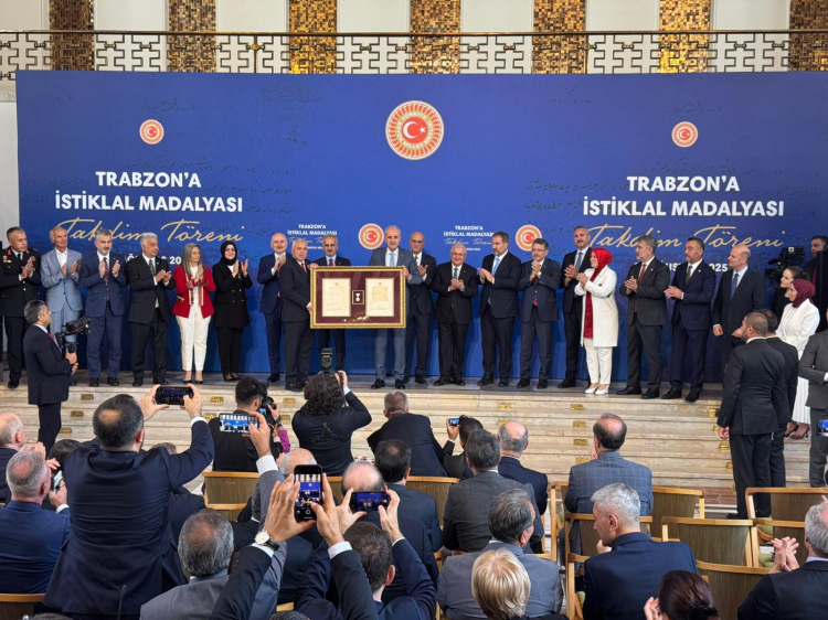 Trabzon’a 101 yıl sonra İstiklal Madalyası takdim edildi