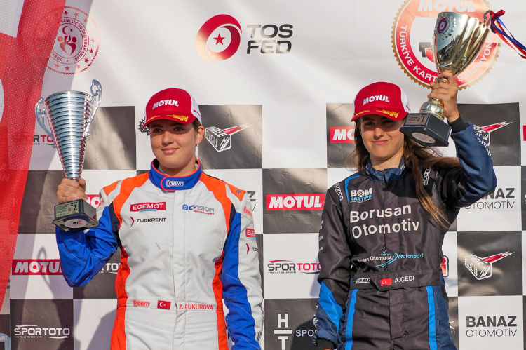 Tuzla Karting Park'ta büyük çekişme yaşandı