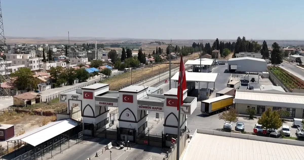 474 bin Suriyeli ülkesine döndü!
