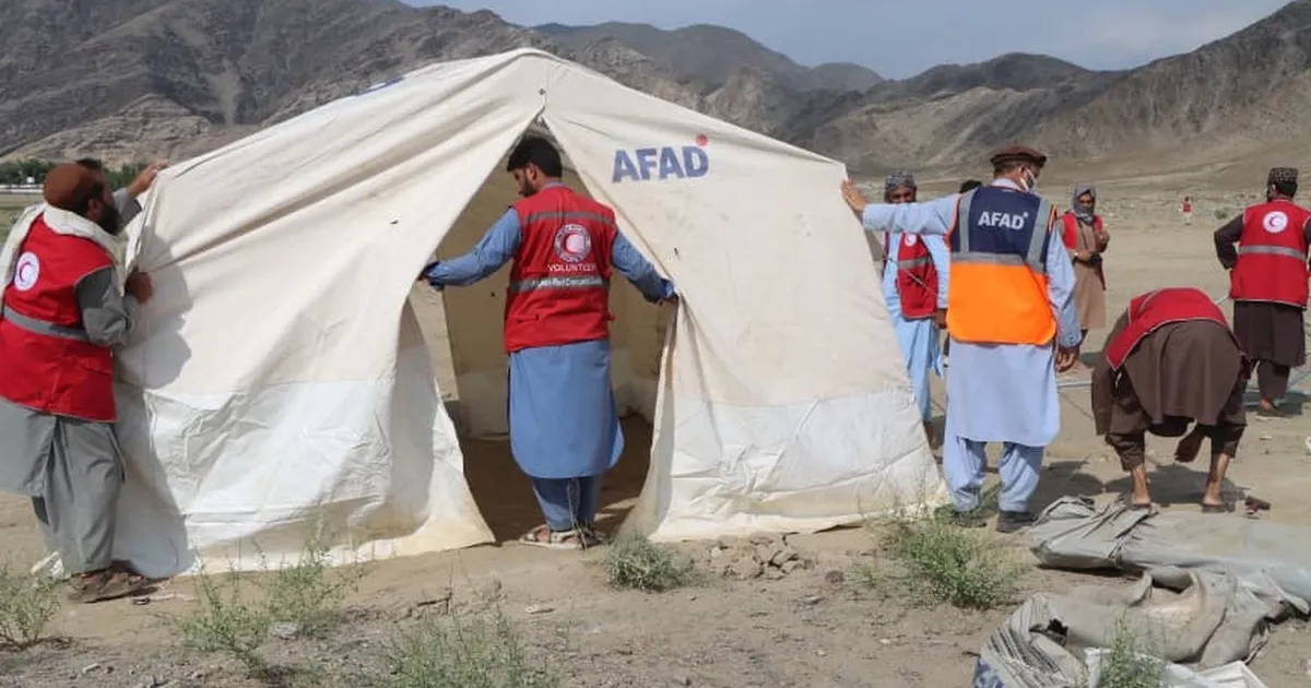 Afganistan Kunar'da çadır kurulumları sürüyor