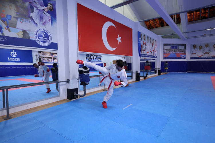 Avrupa Şampiyonu'ndan Kağıtspor’a övgü