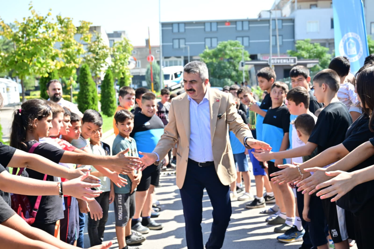 Bursa Yıldırım'da 62  bin çocuk yaz spor okullarında buluştu
