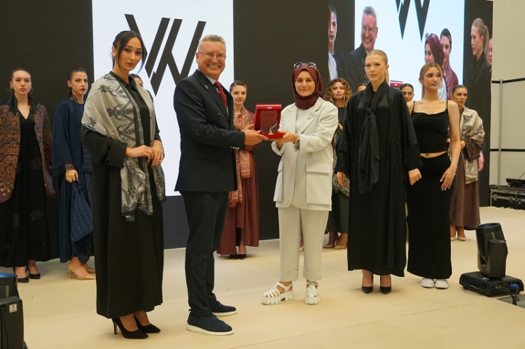 COF'25’in ikinci gününde moda şöleni
