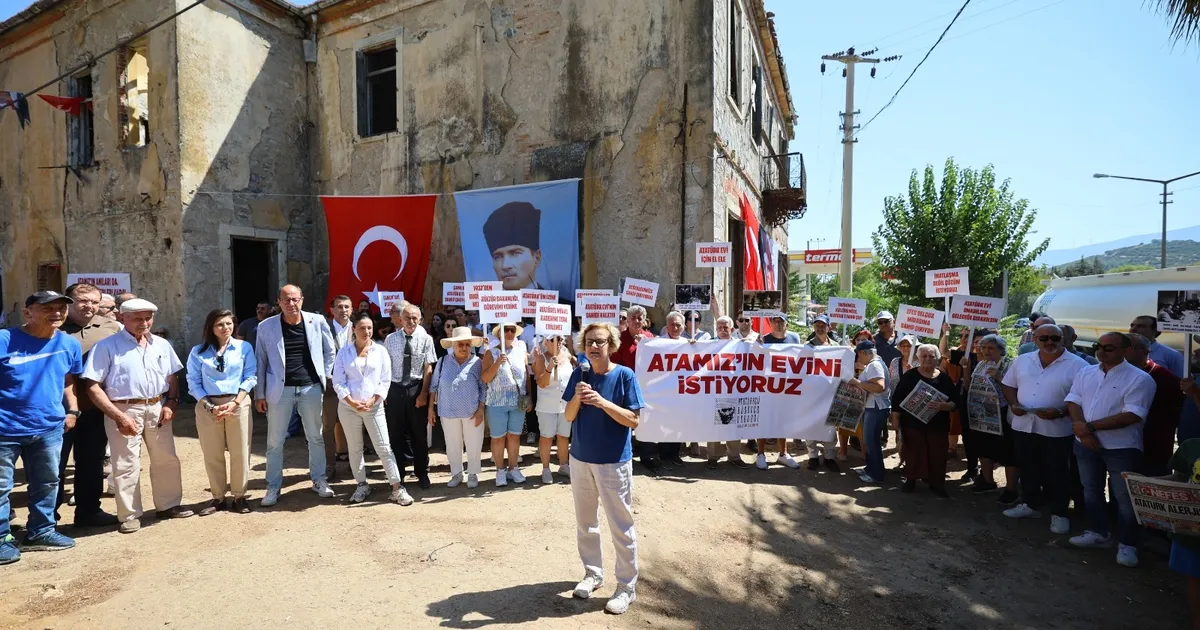 Efes Selçuk’tan Çamlık Atatürk Evi çağrısı: İnatlaşmayalım!