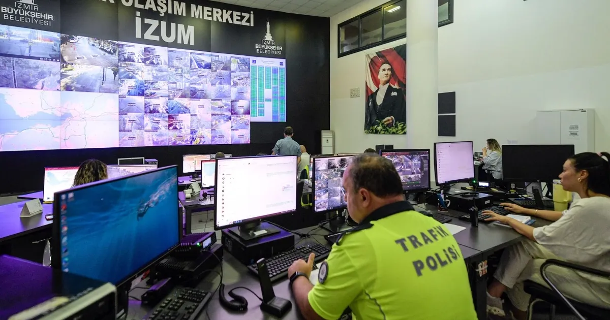 İzmir trafiği “İZUM”un radarında