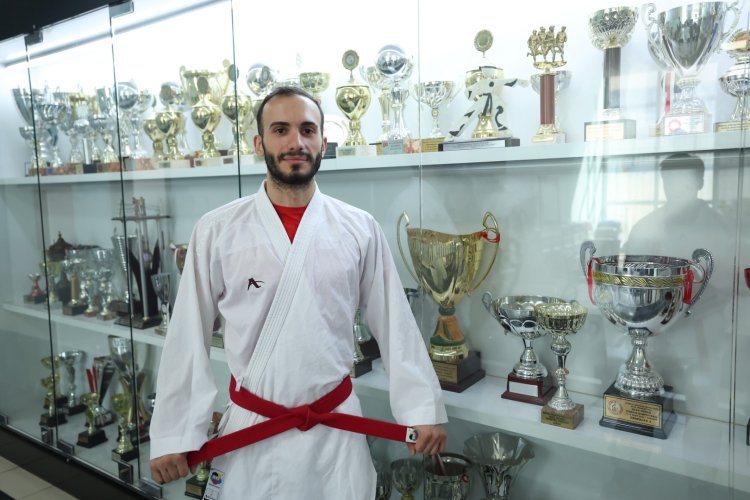 Karateci Enes Bulut’tan Avrupa’ya uzanan başarı