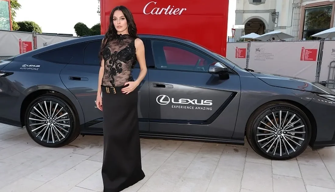 Premium otomobil üreticisi Lexus,