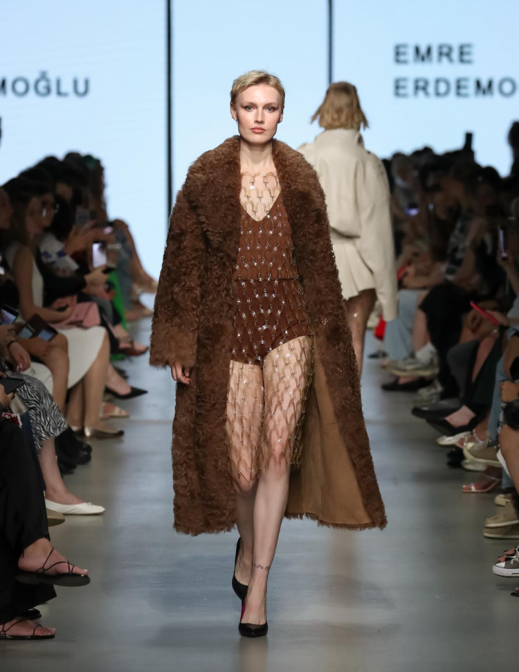Moskova Fashion Week’te Erdemoğlu imzası