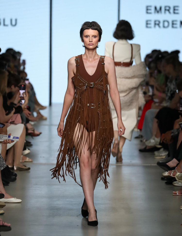 Moskova Fashion Week’te Erdemoğlu imzası
