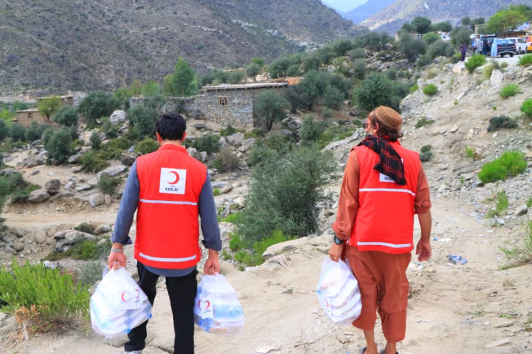 Türk Kızılayı’ndan Afganistan’a acil yardım eli